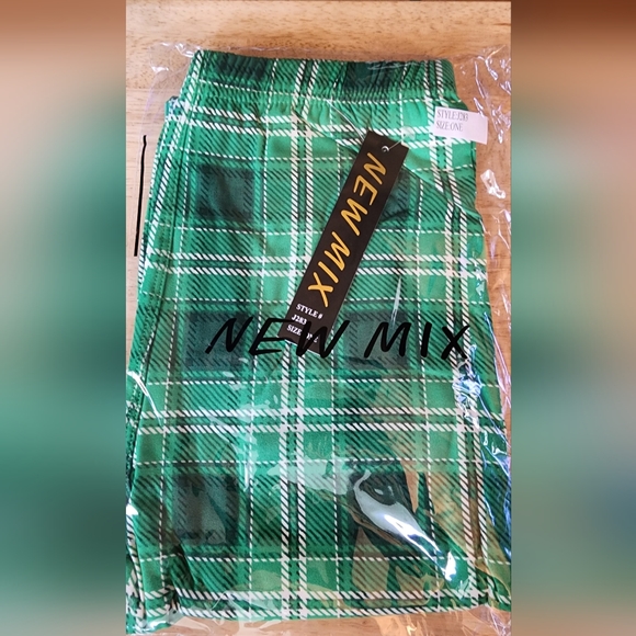 3 Packs of New Fashion & New Mix Leggings NWT - One Size - Picture 2 of 7